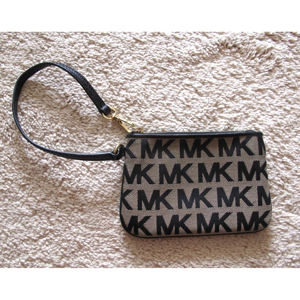 Michael Kors‎ Signature Tan & Black Monogram Leather Canvas Zip Wristlet
